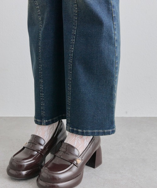 OLIVE des OLIVE（オリーブデオリーブ）の「サイドスリットリボンストレッチパンツ（デニムパンツ・レディース・ブルー/サックスブルー・MEDIUM/SMALL）」の13枚目の写真