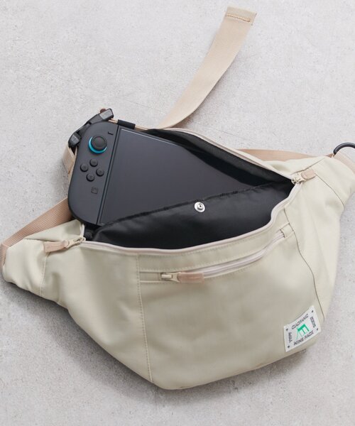 CIAOPANIC TYPY（チャオパニックティピー）の「【KIDS】 ゲーム機も楽々収納 ！マルチカラー２WAYバッグ【minepack】（ボディバッグ/ウエストポーチ・キッズ・パープル/ベージュ/ベビーピンク/ブラック/ブルー・ONE SIZE）」の20枚目の写真