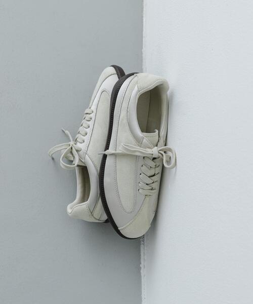 SENSE OF PLACE by URBAN RESEARCH（センスオブプレイスバイアーバンリサーチ）の「【S~Lサイズ/軽量】『抗菌/消臭』コンビジャーマントレーナースニーカー（スニーカー・レディース・グレー/アイボリー/ブラック・MEDIUM/SMALL/LARGE）」の16枚目の写真