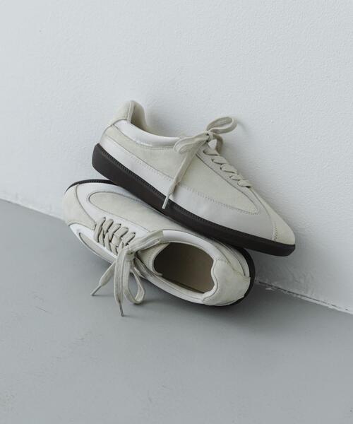 SENSE OF PLACE by URBAN RESEARCH（センスオブプレイスバイアーバンリサーチ）の「【S~Lサイズ/軽量】『抗菌/消臭』コンビジャーマントレーナースニーカー（スニーカー・レディース・グレー/アイボリー/ブラック・MEDIUM/SMALL/LARGE）」の17枚目の写真