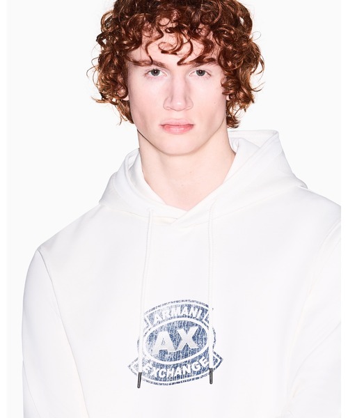 ARMANI EXCHANGE(アルマーニエクスチェンジ)の「【A|X アルマーニ エクスチェンジ】<オンライン限定>AXロゴ フーデッドスウェットプルオーバー(スウェット・メンズ・ホワイト・X-LARGE/SMALL/MEDIUM/LARGE/XX-LARGE/X-SMALL)」の1枚目の写真
