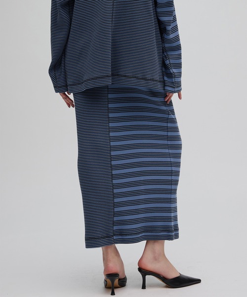 Ameri(アメリ)の「MILLER×Ameri 2WAY WAFFLE SKIRT(スカート・レディース・ブラウン/ブルー・SMALL/MEDIUM)」の11枚目の写真