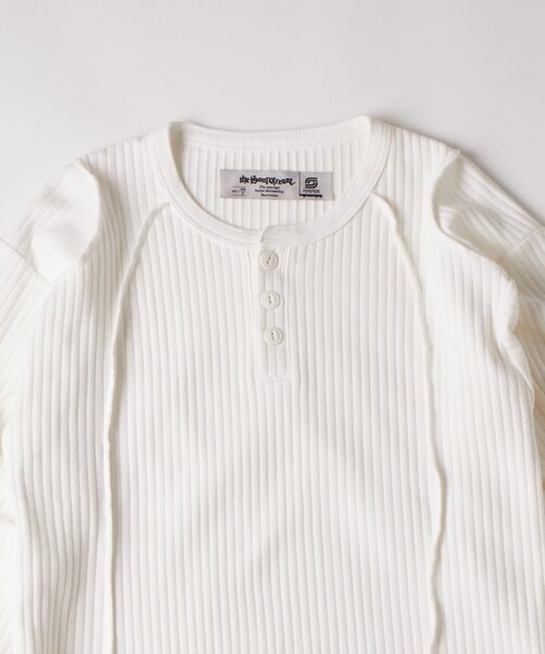 Sourcream(サワークリーム)の「【Sourcream】針抜きヘンリースイッチングL/S TEE(Tシャツ/カットソー・レディース・ホワイト/チャコールグレー/ライトグレー・SMALL/MEDIUM)」の6枚目の写真