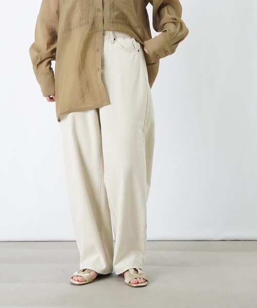 LUCA/LADY LUCK LUCA（ルカ/レディラックルカ）の「LC/LLL 硫化キャンパス脚長カーブパンツ（その他パンツ・レディース・ブルー/ベージュ・FREE）」の5枚目の写真