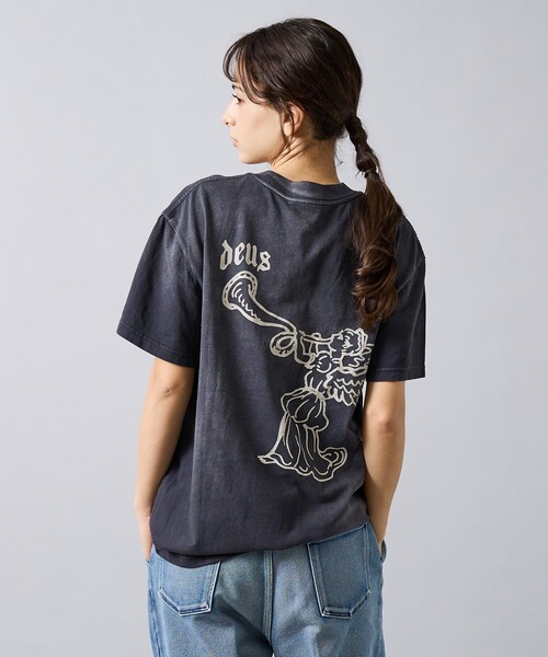 DEUS EX MACHINA（デウスエクスマキナ）の「【Deus Ex Machina / デウスエクスマキナ】HonkTee / 半袖Yシャツ / ユニセックス（Tシャツ/カットソー・メンズ・ブラック/ネイビー・L/M）」の8枚目の写真
