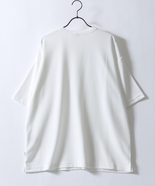 DISCUS（ディスカス）の「DISCUS/ディスカス COOLMAX(R) オーバーサイズ ワッフル ヘンリーネック 半袖Tシャツ レディース メンズ（Tシャツ/カットソー・メンズ・スミクロ/ブラック/グレイッシュブルー/オフホワイト・M/L/LL）」の9枚目の写真