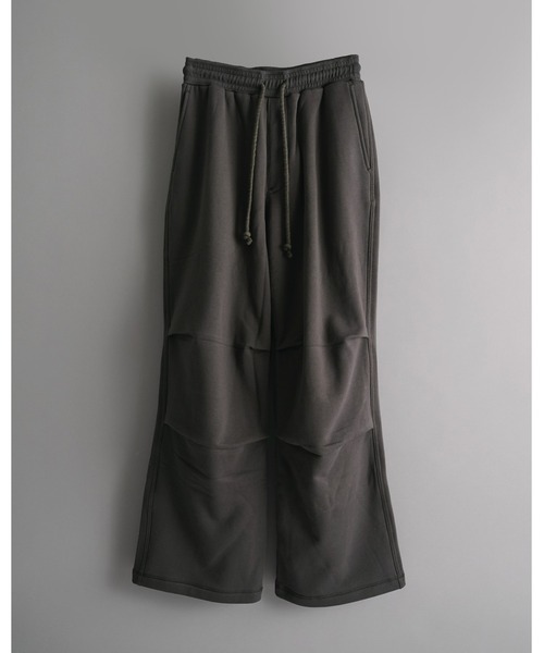 MATSUFUJI(マツフジ)の「Wide Sweatpants(スウェットパンツ・メンズ・グレー/チャコールグレー・2/3)」の2枚目の写真