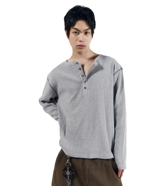 AAKAM(アーカム)の「Henry Neck Waffle Long Sleeve (Gray)(Tシャツ/カットソー・レディース・その他・1/2)」の12枚目の写真