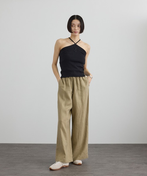 SALON adam et rope'(サロン アダム エ ロペ)の「フロントロープホルターネック(キャミソール・レディース・ベージュ/ブラック/オフホワイト・FREE)」の18枚目の写真