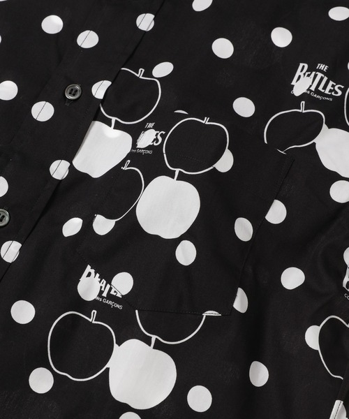 THE BEATLES COMME des GARCONS(ザ ビートルズ コムデギャルソン)の「THE BEATLES CdG APPLE PRINTED SHORT SLEEVE SHIRT BLACK(シャツ/ブラウス・メンズ・ブラック・S/M/L/XL)」の5枚目の写真