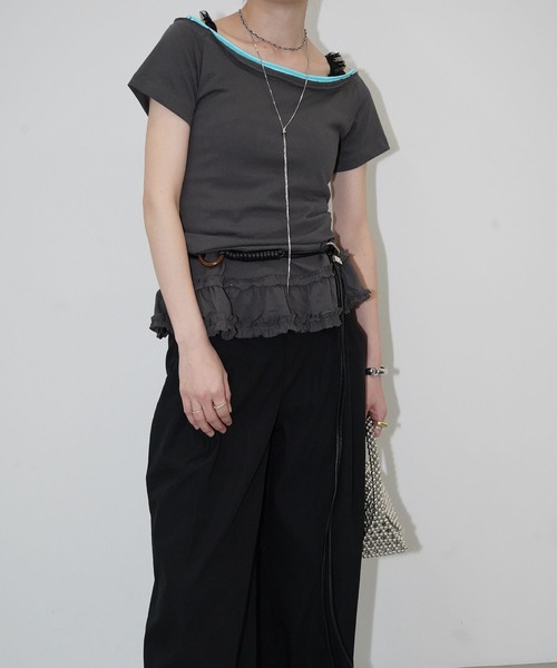chuclla（チュクラ）の「オフショルフリルヘムトップス chw26s152（Tシャツ/カットソー・レディース・ホワイト/グレー・FREE）」の8枚目の写真