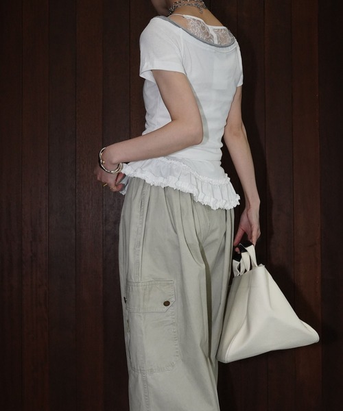 chuclla（チュクラ）の「オフショルフリルヘムトップス chw26s152（Tシャツ/カットソー・レディース・ホワイト/グレー・FREE）」の11枚目の写真