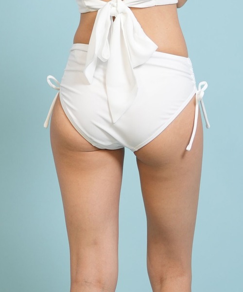 Beach Queen（ビーチクイーン）の「【ムラサキスポーツ限定】Beach Queen/ビーチクイーン 水着 単品 ビキニショーツ サイドドロストショーツ 413811（水着・レディース・ブラック/ロイヤルブルー/ホワイト・9号/11号）」の20枚目の写真