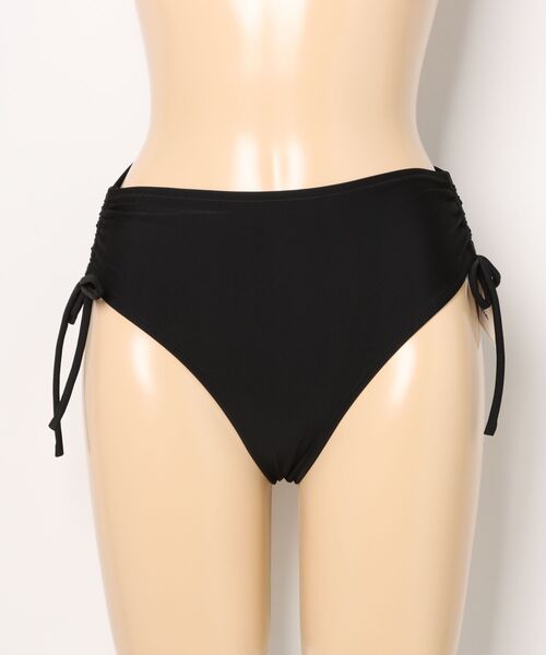 Beach Queen（ビーチクイーン）の「【ムラサキスポーツ限定】Beach Queen/ビーチクイーン 水着 単品 ビキニショーツ サイドドロストショーツ 413811（水着・レディース・ブラック/ロイヤルブルー/ホワイト・9号/11号）」の22枚目の写真