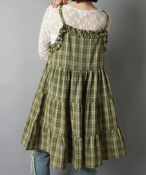 SPINNS(スピンズ)の「ティアードキャミワンピース/チェック(ワンピース・レディース・ブラック/グリーン/ボルドー・ONESIZE)」の12枚目の写真