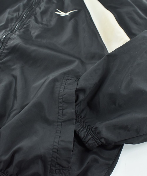 Reebok（リーボック）の「【USED】00’s Reebok ナイロン トラックジャケット（ナイロンジャケット・メンズ・ブラック・LARGE）」の3枚目の写真
