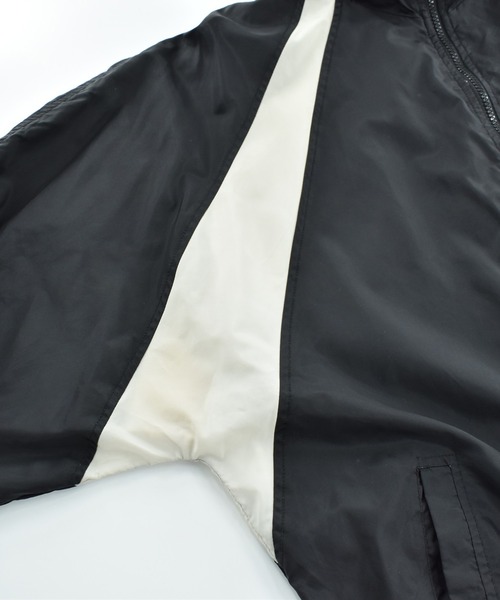 Reebok（リーボック）の「【USED】00’s Reebok ナイロン トラックジャケット（ナイロンジャケット・メンズ・ブラック・LARGE）」の4枚目の写真