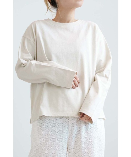 HEART MARKET(ハートマーケット)の「ワイドなロンT(Tシャツ/カットソー・レディース・ナチュラル/ブラック/レッド系/ホワイト/ベージュ系/ライム/ピンク/ブラック系/ネイビー/ブルー系/ブルー系1・SMALL/MEDIUM/LARGE)」の4枚目の写真