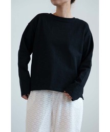 ワイドなロンT