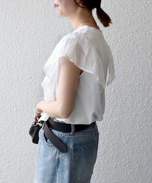 SHIPS any(シップス エニィ)の「SHIPS any:〈洗濯機可能〉フリル コンビ ノースリーブ TEE(Tシャツ/カットソー・レディース・ブラック/ホワイト・ONE SIZE)」の3枚目の写真