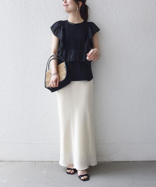 SHIPS any(シップス エニィ)の「SHIPS any:〈洗濯機可能〉フリル コンビ ノースリーブ TEE(Tシャツ/カットソー・レディース・ブラック/ホワイト・ONE SIZE)」の4枚目の写真