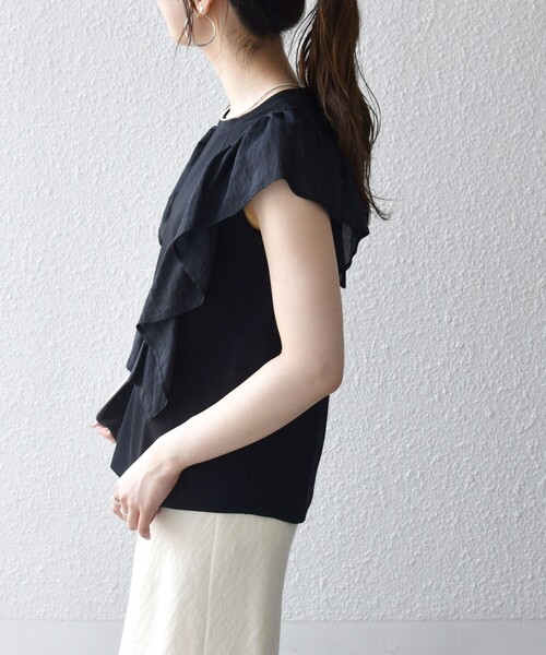 SHIPS any(シップス エニィ)の「SHIPS any:〈洗濯機可能〉フリル コンビ ノースリーブ TEE(Tシャツ/カットソー・レディース・ブラック/ホワイト・ONE SIZE)」の8枚目の写真