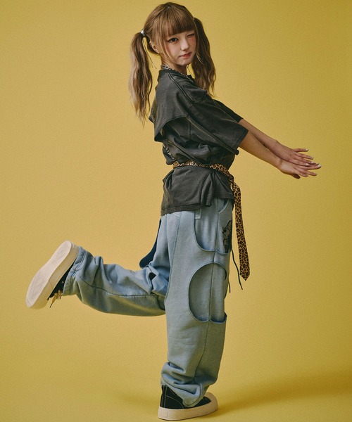 GALFY(ガルフィー)の「【GALFY/ガルフィー】穴の向こうにわんちゃん TEE(Tシャツ/カットソー・メンズ・スミクロ/グレー/ライトブルー・M/L/XL)」の17枚目の写真