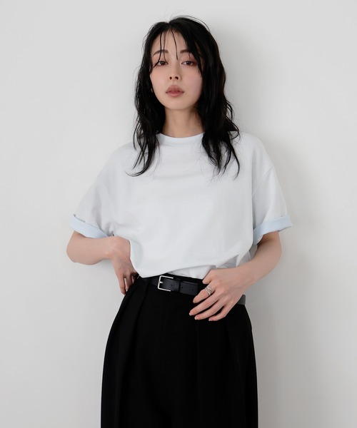 LIAN(リアン)の「バイカラーロールアップTシャツ(Tシャツ/カットソー・レディース・ブラック/ブルー/グレー/オフホワイト・FREE)」の2枚目の写真