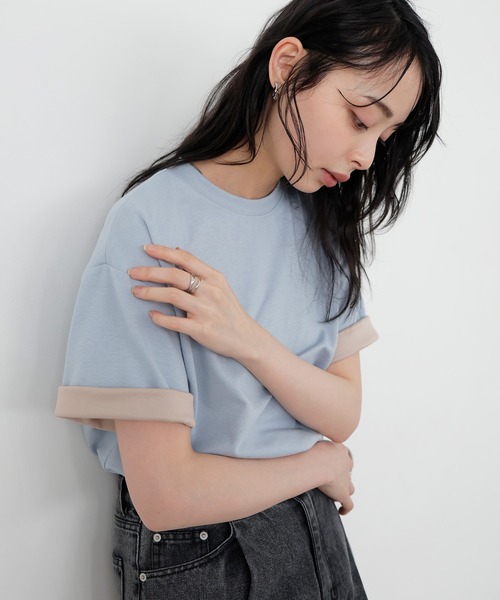 LIAN(リアン)の「バイカラーロールアップTシャツ(Tシャツ/カットソー・レディース・ブラック/ブルー/グレー/オフホワイト・FREE)」の6枚目の写真