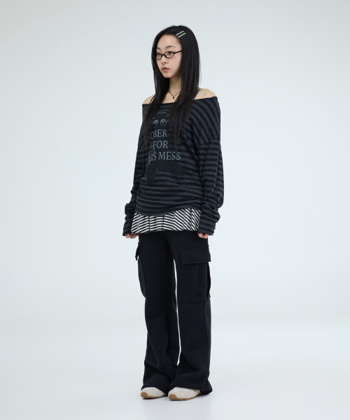 PORTERNA(ポルテナ)の「CARGO BANDING FLARE PANTS-2COLOR(スウェットパンツ・レディース・ブラック/チャコール・OS)」の17枚目の写真