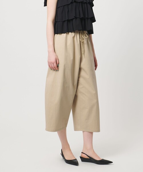 ASTRAET(アストラット)の「<ASTRAET>コットン バレル クロップドパンツ(その他パンツ・レディース・ベージュ/ダークグレー・1/0/00)」の3枚目の写真