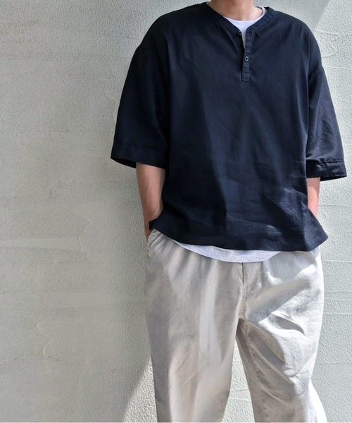 TROVE(トローヴ)の「TROVE / MODERN LINEN PULLOVER SHIRT(シャツ/ブラウス・メンズ・ホワイト系/ブラック・2/3)」の5枚目の写真