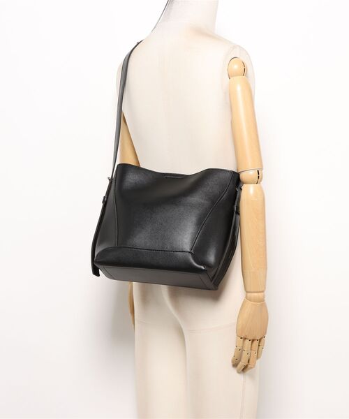 Anclear oui(アンクリアウィ)の「ワンショルダーバッグ(ショルダーバッグ・レディース・White/Black/Beige・F)」の14枚目の写真