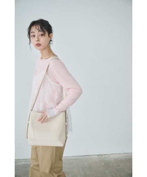 Anclear oui(アンクリアウィ)の「ワンショルダーバッグ(ショルダーバッグ・レディース・White/Black/Beige・F)」の4枚目の写真