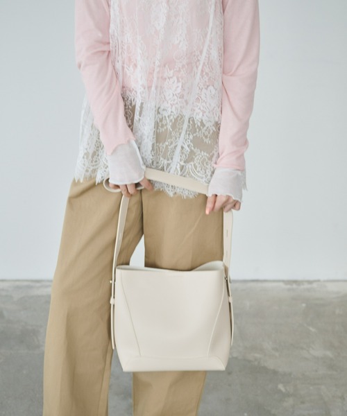 Anclear oui(アンクリアウィ)の「ワンショルダーバッグ(ショルダーバッグ・レディース・White/Black/Beige・F)」の18枚目の写真