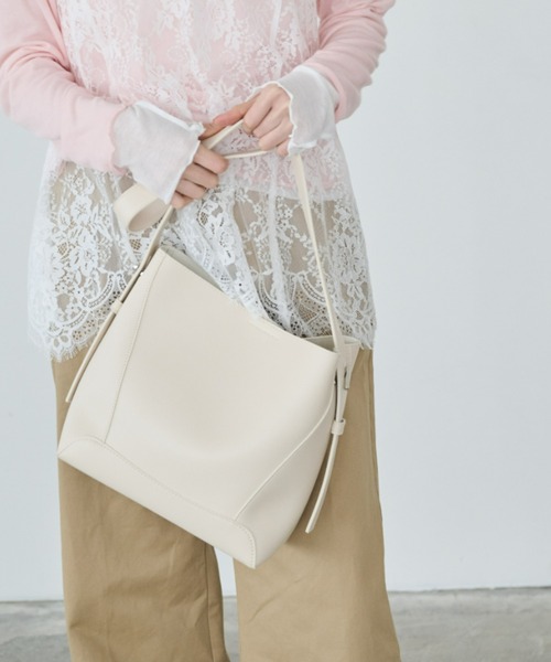 Anclear oui(アンクリアウィ)の「ワンショルダーバッグ(ショルダーバッグ・レディース・White/Black/Beige・F)」の19枚目の写真