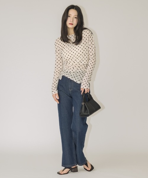 NEUNA(ヌナ)の「【発売日即完アイテム】ドットギャザーアシメントリーシアートップス(Tシャツ/カットソー・レディース・アイボリー/ブラック・FREE)」の14枚目の写真