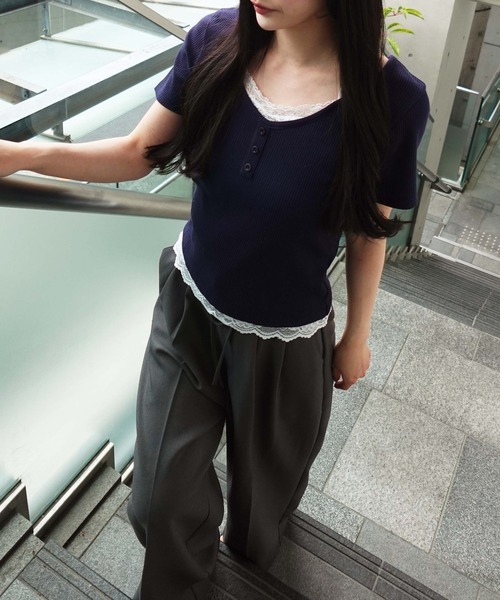 SOELA(ソエラ)の「【INGNI SOELA】レースドッキングリブトップス/WEB限定(Tシャツ/カットソー・レディース・アイボリー/ネイビー/グレー・FREE)」の15枚目の写真