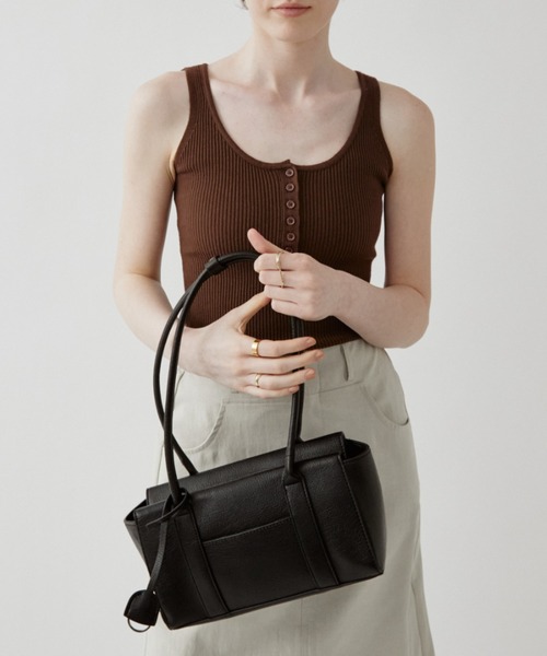 arholiday.standard(エーアールホリデースタンダード)の「rectangle long handle shoulder bag / レクタングルロングハンドルショルダーバッグ(ショルダーバッグ・レディース・ブラック/ブラウン・FREE)」の4枚目の写真
