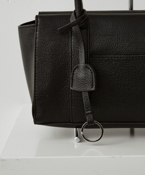 arholiday.standard(エーアールホリデースタンダード)の「rectangle long handle shoulder bag / レクタングルロングハンドルショルダーバッグ(ショルダーバッグ・レディース・ブラック/ブラウン・FREE)」の19枚目の写真