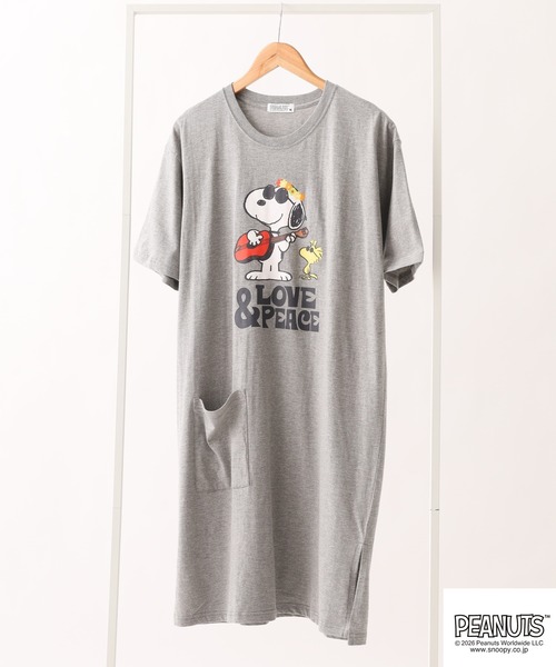 PEANUTS(ピーナッツ)の「PEANUTS プリントスーパーBIG Tシャツ 半袖(Tシャツ/カットソー・レディース・ネイビー/オートミール/ライトグリーン/ブラック/ピンクベージュ/杢グレー・M/L)」の3枚目の写真