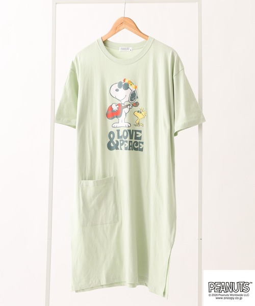 PEANUTS(ピーナッツ)の「PEANUTS プリントスーパーBIG Tシャツ 半袖(Tシャツ/カットソー・レディース・ネイビー/オートミール/ライトグリーン/ブラック/ピンクベージュ/杢グレー・M/L)」の5枚目の写真