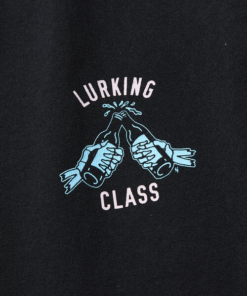 LURKING CLASS（ラーキングクラス）の「限定展開 LURKING CLASS/ラーキングクラス LURKING CLASS×FREAK'S STORE 別注 ヴィンテージ加工 プリント Tシャツ /GOOD TIMES BAD FRND HAND（Tシャツ/カットソー・メンズ・ブラック/ホワイト・MEDIUM/X-LARGE/LARGE）」の8枚目の写真