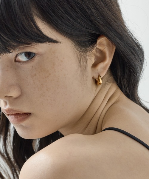 ORLEAN(オルレアン)の「【ORLEAN】ドロップフープピアス(ピアス(両耳用)・レディース・ゴールド/シルバー・フリー)」の1枚目の写真