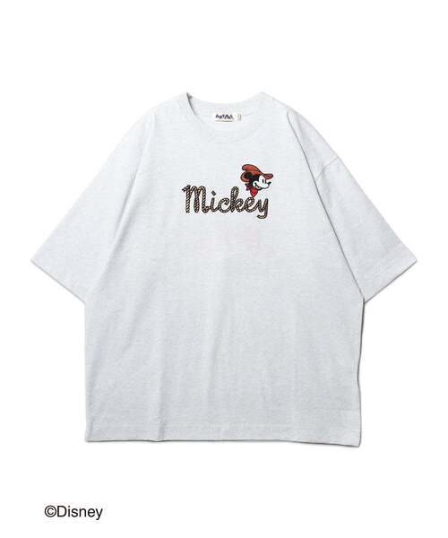 ANTIBAL（アンティバル）の「【ANTIBAL】 ミッキーマウス ""HOWDY""刺しゅう ショートスリーブTシャツ（Tシャツ/カットソー・メンズ・ホワイト系1/チャコールグレー/ホワイト・3/2）」の2枚目の写真