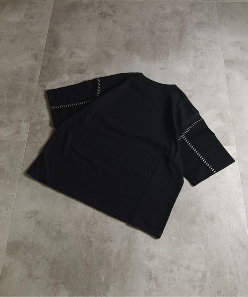 ATELANE（アテレーン）の「ATELANE /カルゼラダーステッチ/半袖クルーネックTEE（Tシャツ/カットソー・メンズ・ブラック/オフホワイト・LARGE/MEDIUM）」の5枚目の写真