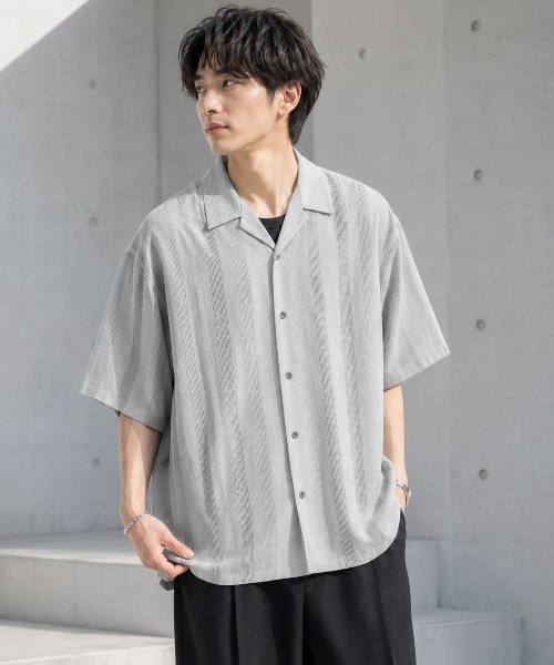 URBAN COLLECTION(アーバンコレクション)の「【URBAN COLECTION/アーバンコレクション】 速乾ストライプオープンカラーシャツ(シャツ/ブラウス・メンズ・ブルー/ブラック/ベージュ・S/M/L/XL)」の2枚目の写真