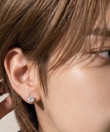 【IZU】 ブリリアントカットソリティアピアス