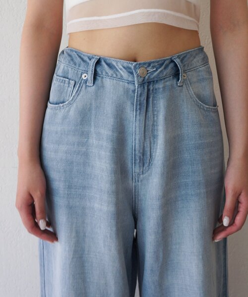 LOUNGEDRESS(ラウンジドレス)の「ライトドロストデニムパンツ(デニムパンツ・レディース・ブルー・MEDIUM/SMALL)」の13枚目の写真