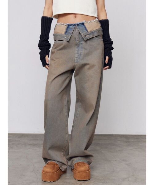 EMODA（エモダ）の「フォールドベルトルーズジーンズ（デニムパンツ・レディース・ブラウン/ブラック/ブルー・SMALL/MEDIUM）」の4枚目の写真